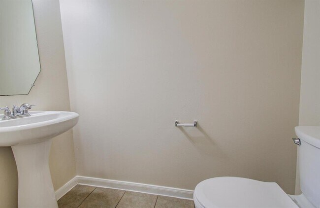 Building Photo - 9007 S Ferndale Pl Dr