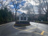 Building Photo - 389 Clubhouse Ct