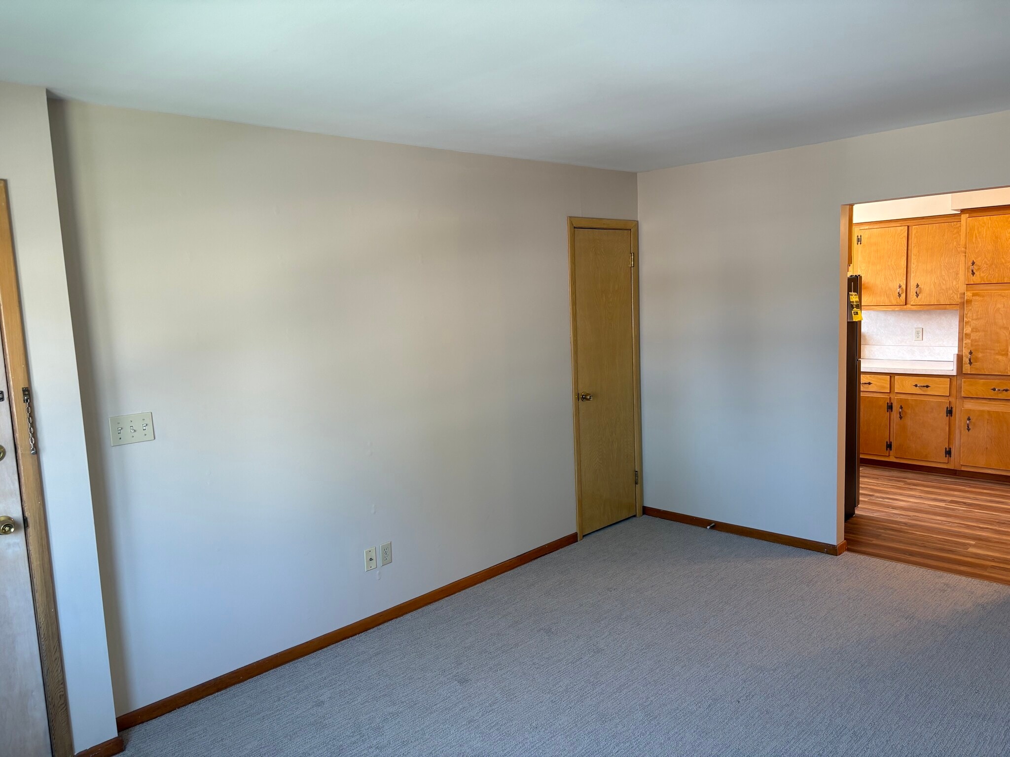 Building Photo - 77 Heald St