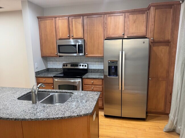 Building Photo - 8745 Cypress Grove Run