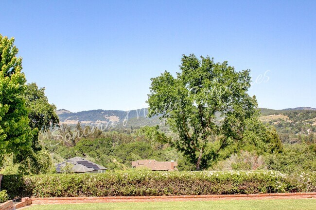 Building Photo - 4626 Bennett View Dr