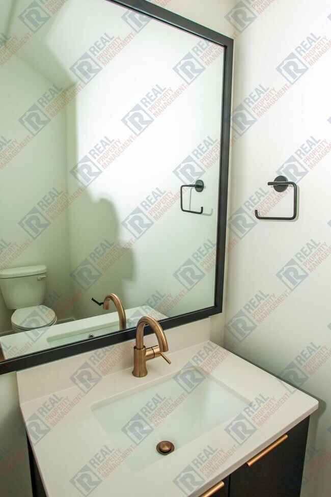 Building Photo - For Rent – Modern, Eco-Friendly Smart Home in Durham, NC