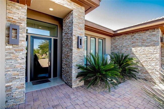 Building Photo - 69 Hawk Ridge Dr