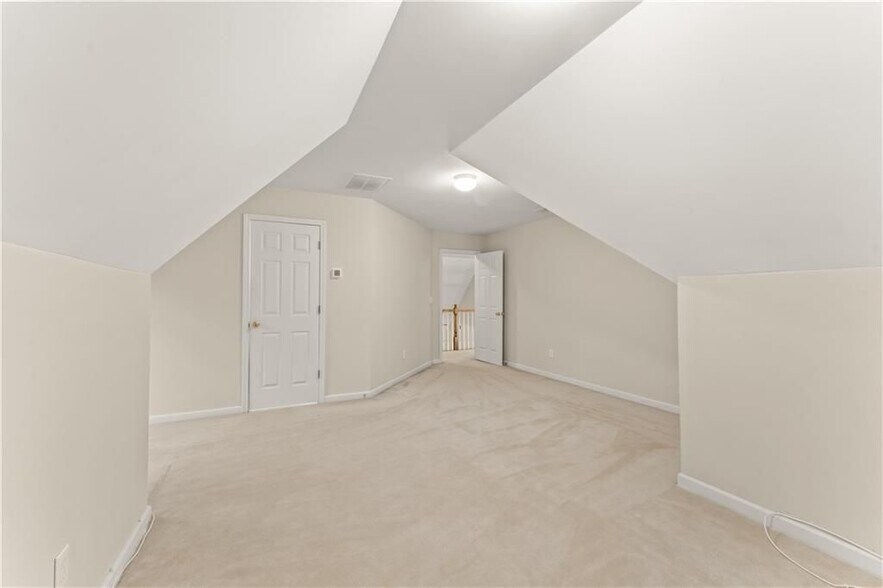 Building Photo - 4610 Planters Hill Dr