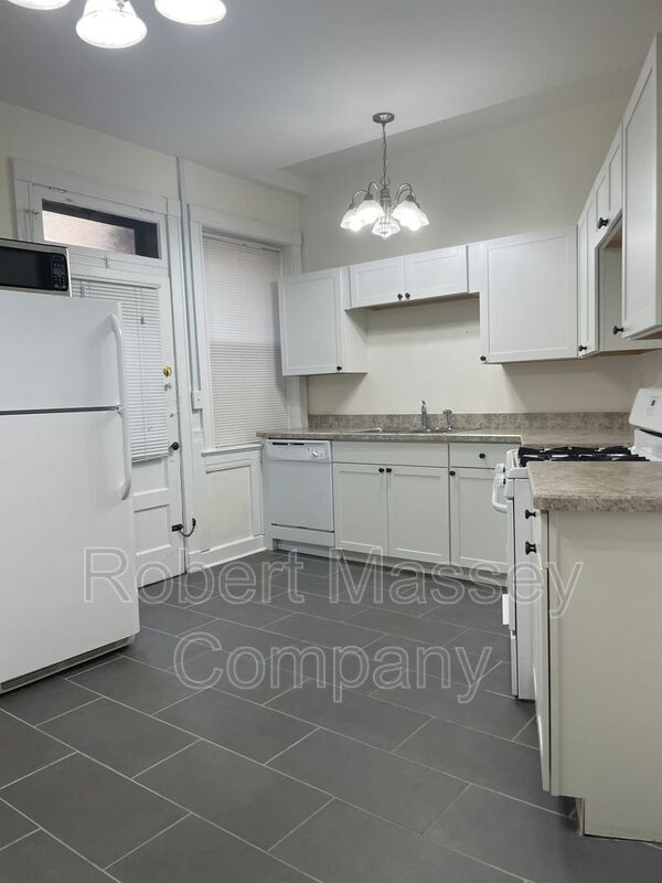 Building Photo - 2004 Cherokee Pkwy