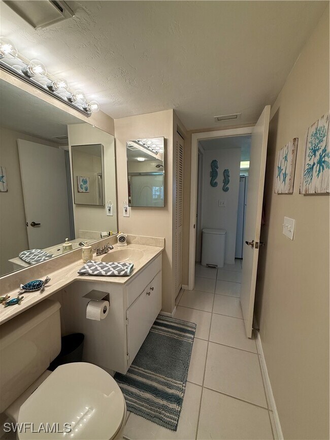 Building Photo - 5590 Trailwinds Dr