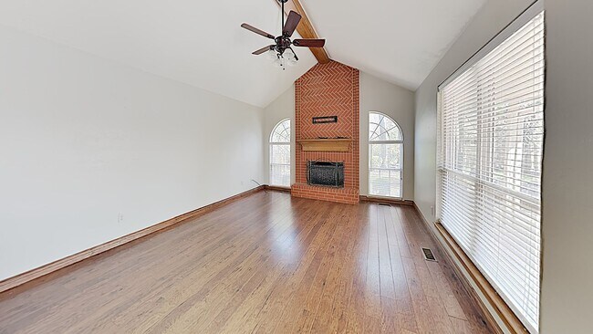 Building Photo - 4 Bedroom 3 Bathroom 3 Car Garage with Sto...