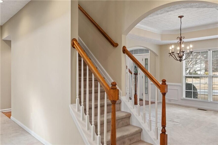 Building Photo - 130 S Links Dr