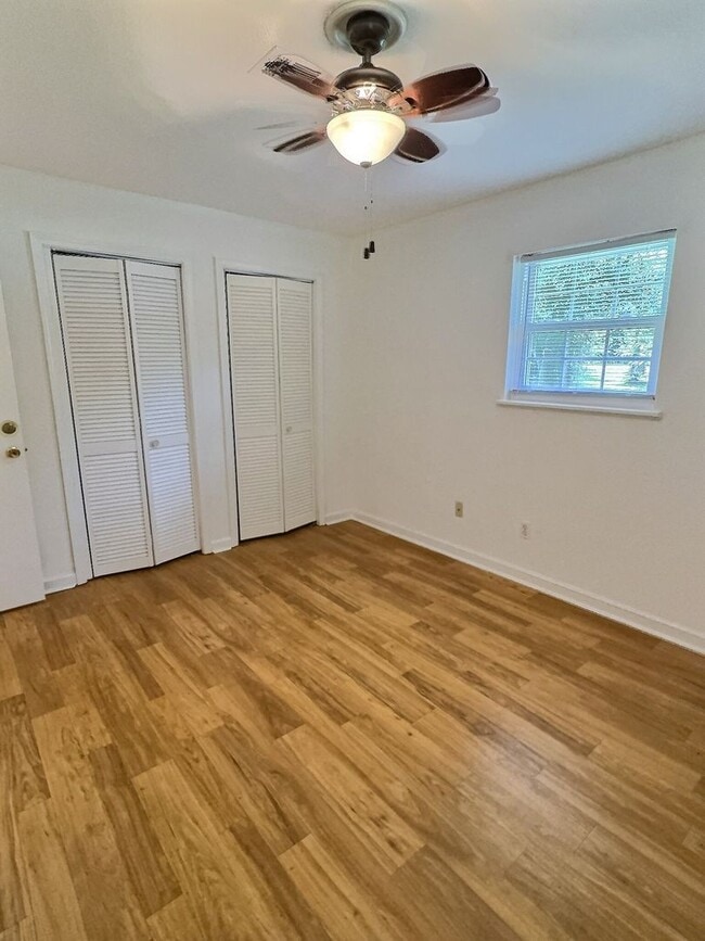 Building Photo - Charming 3-Bedroom, 2-Bathroom Home in Oce...