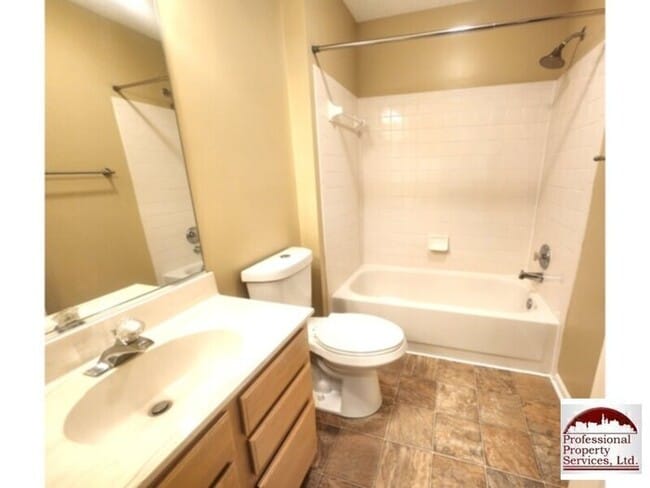 Building Photo - 5351 Regal Ct