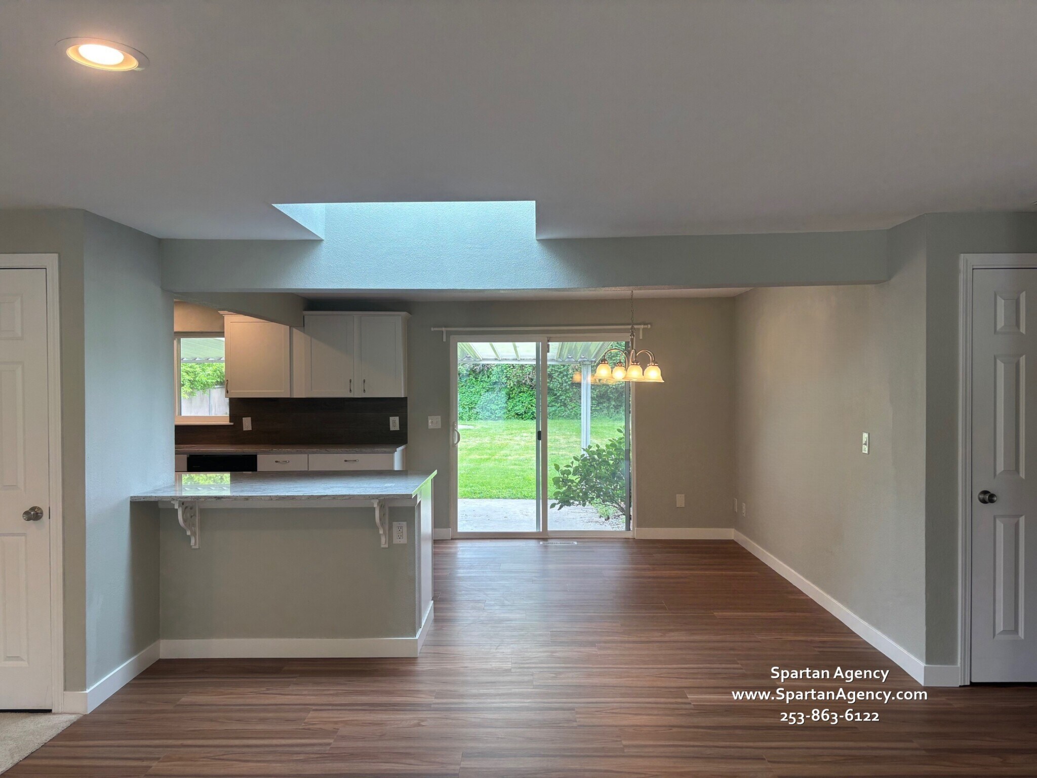 Building Photo - 1529 13th Ave NW