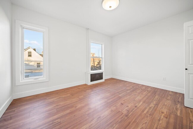 Building Photo - 36-38-38 Fulton St