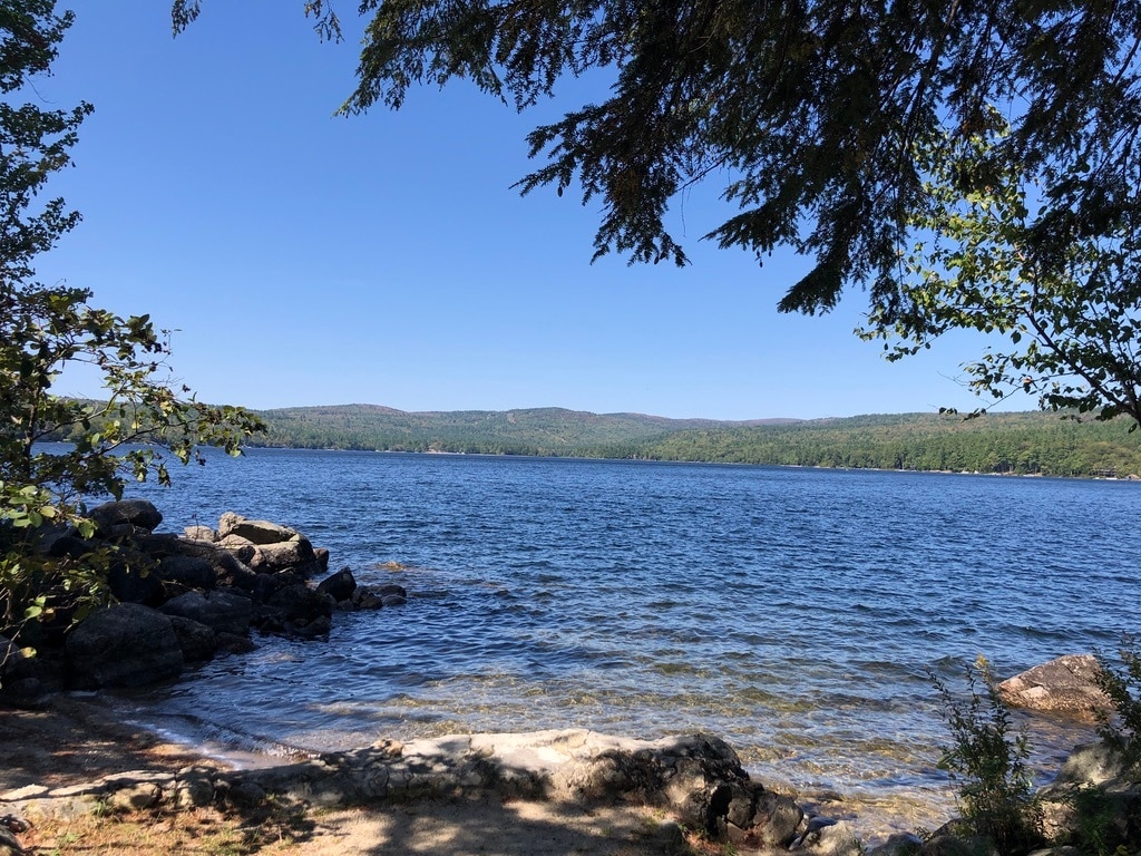 Pleasant Lake is just down the street--4 minute walk - 46 Wilmot Center Rd