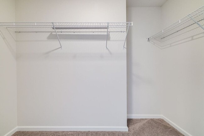 Building Photo - 104 Barfield Way