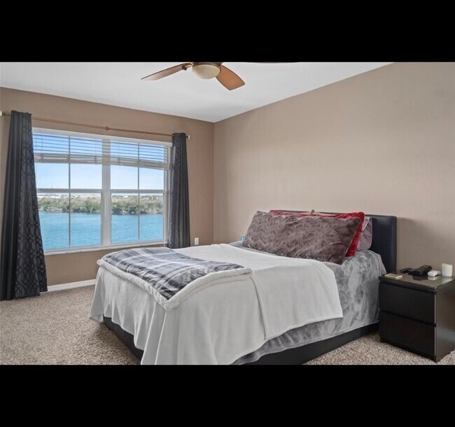 Building Photo - 2517 Lexington Oak Dr