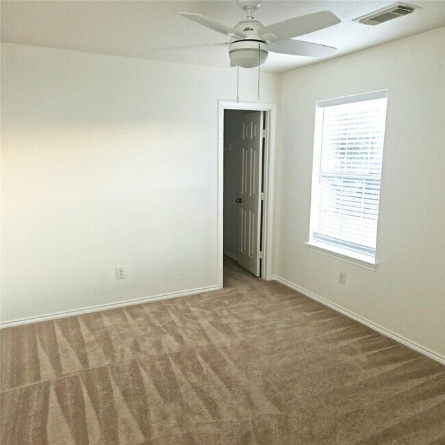 Building Photo - 20314 Baytide Ct