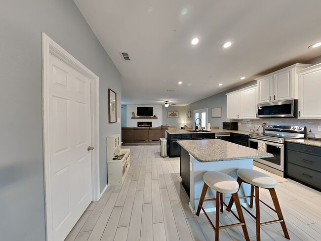 Building Photo - Coming Soon! Terrific two-story home in the Twin Mills Addition!