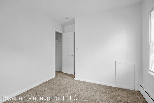 Building Photo - 2 br, 1 bath House - 22063 Cushing Ave