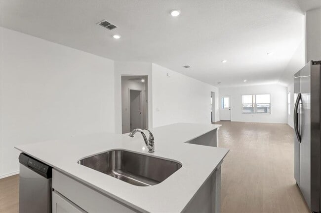 Building Photo - 17701 Sage Thrasher Dr