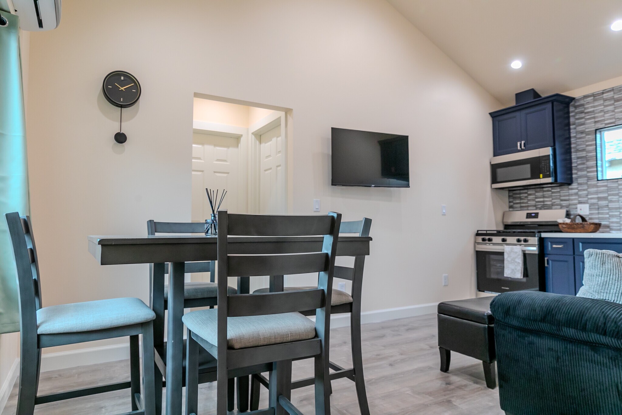 Building Photo - 1009 Arlington Ave