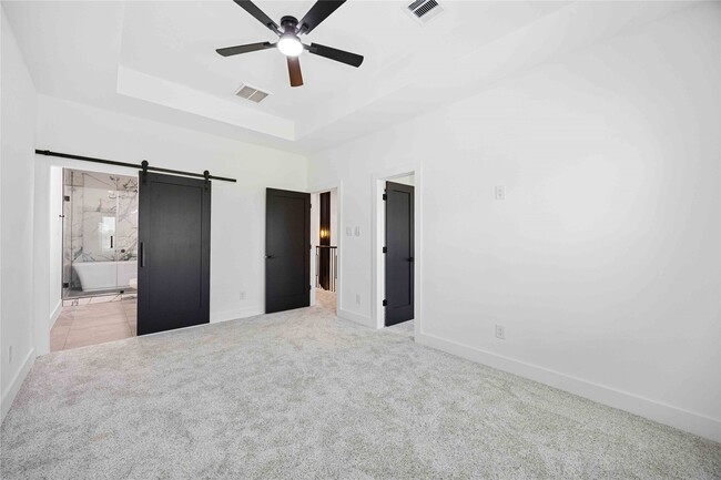 Building Photo - 4125 Shelby Cir