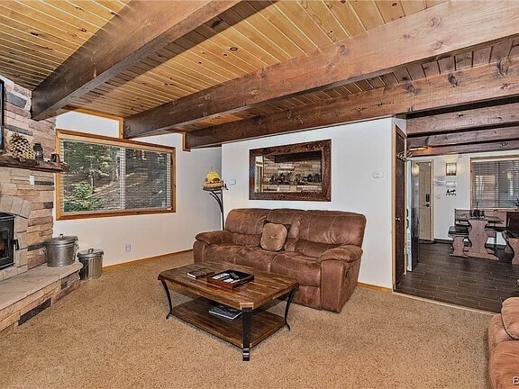 Building Photo - Lake View Modified Gambrel with Spa Near Bear Mountain