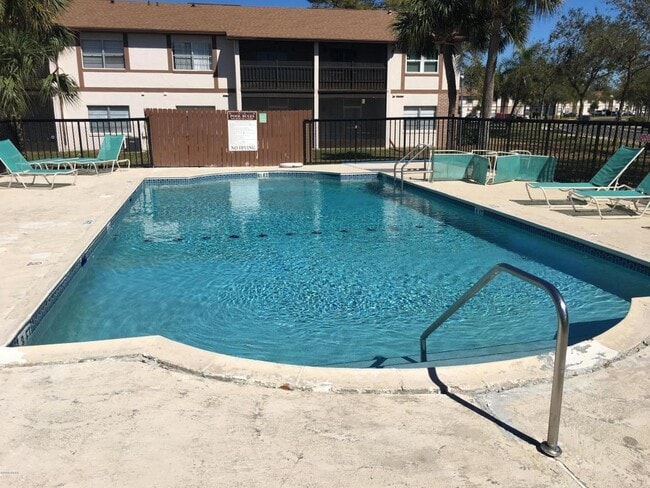 Building Photo - 411 Banana Cay Dr