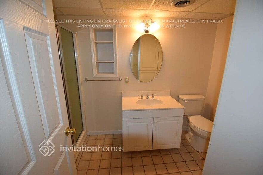 Building Photo - 3427 Hill Ln