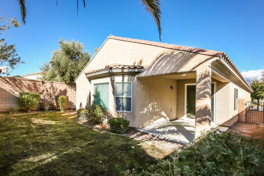 Building Photo - 7241 Fairwind Acres Pl