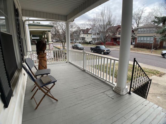 Building Photo - Fully Furnished Home in The Uplands