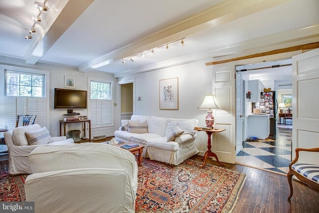 Building Photo - 20 Aiken Rd