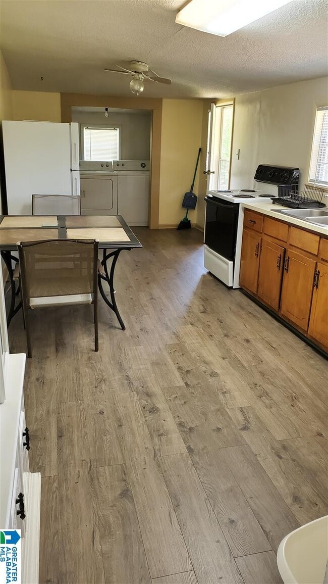 Building Photo - 6435 Co Rd 10