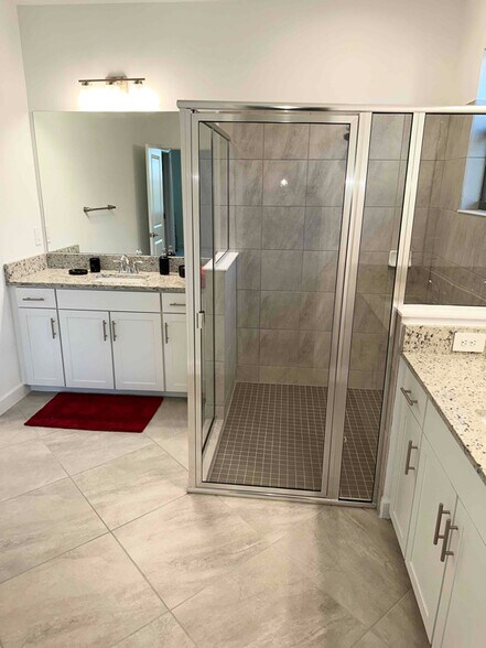 Building Photo - 4980 Seafoam Trl
