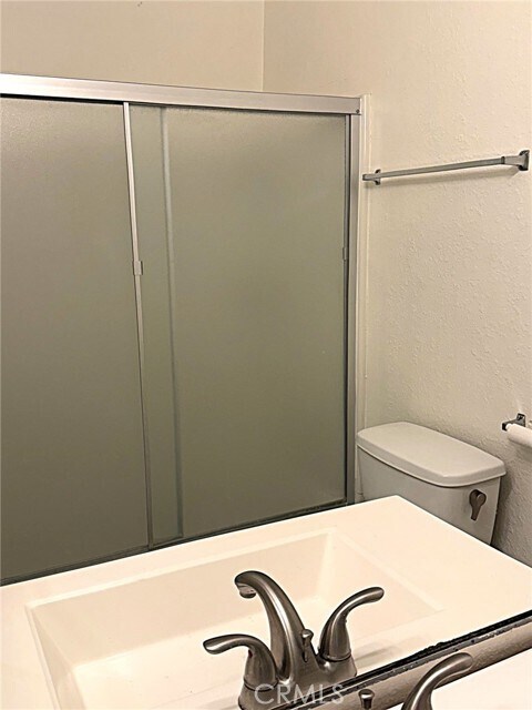 Building Photo - 420 E Blueridge Ave