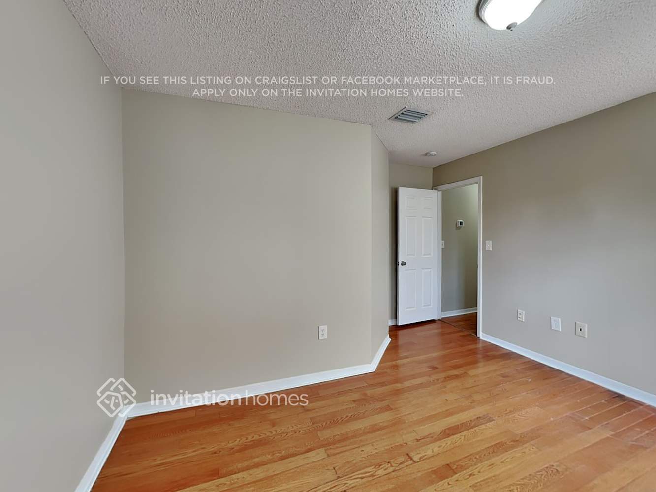 Building Photo - 16601 SW 96th Terrace