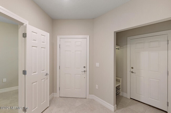 Building Photo - 443 Orchard Pass Ave