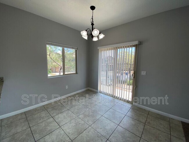 Building Photo - 290 W Buena Vista