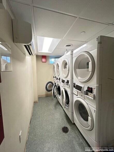 Building Photo - 14 Chauncy St