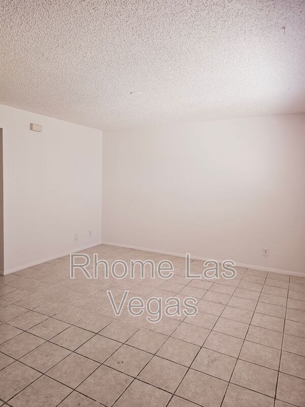 Building Photo - 7066 Burcot Ave