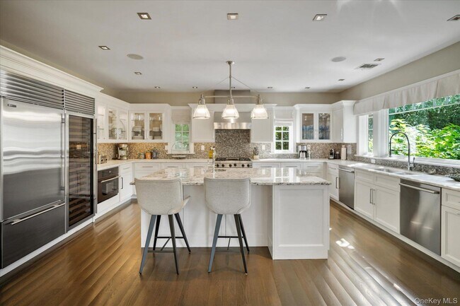 Building Photo - 231 Flying Point Rd