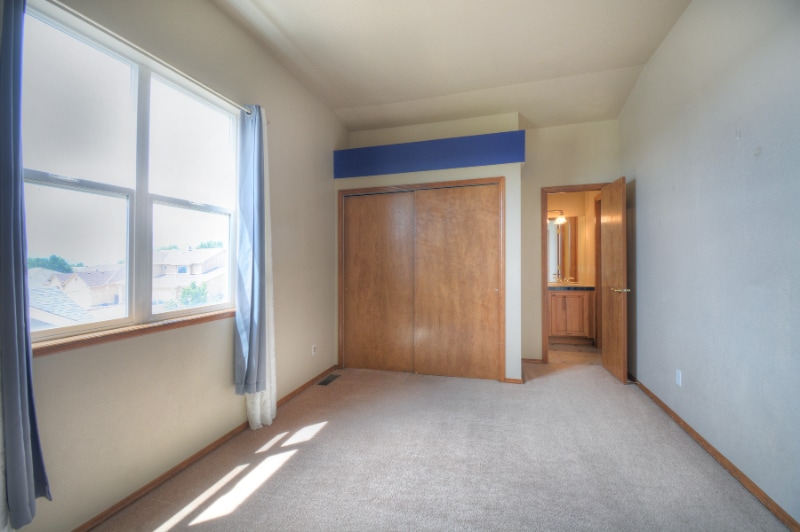 Building Photo - 3131 Poughkeepsie Dr