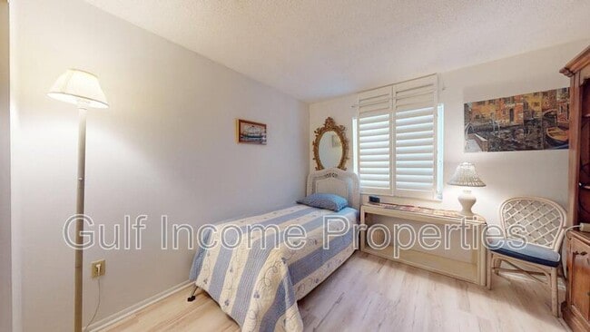 Building Photo - 4149 Heron Way