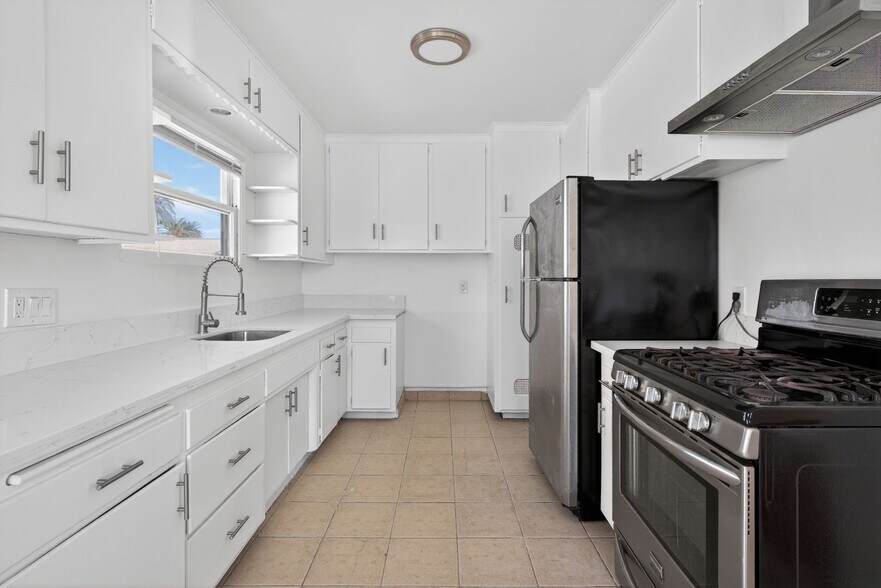 Building Photo - 525 Chestnut Ave