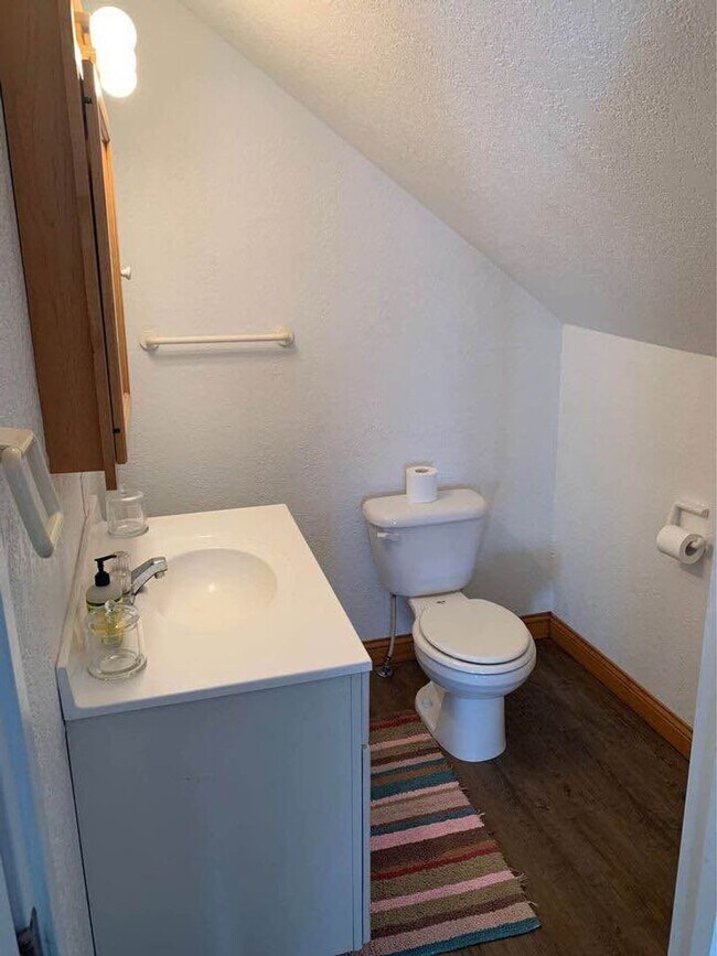 Building Photo - 2 Bed 1.5 Bath Home for RENT in La Porte City