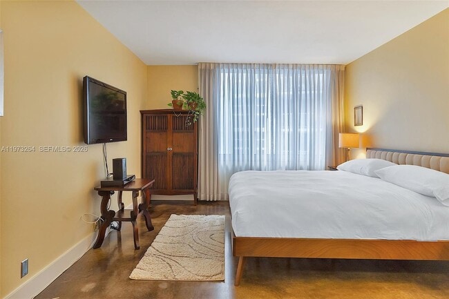 Building Photo - 1200 West Ave