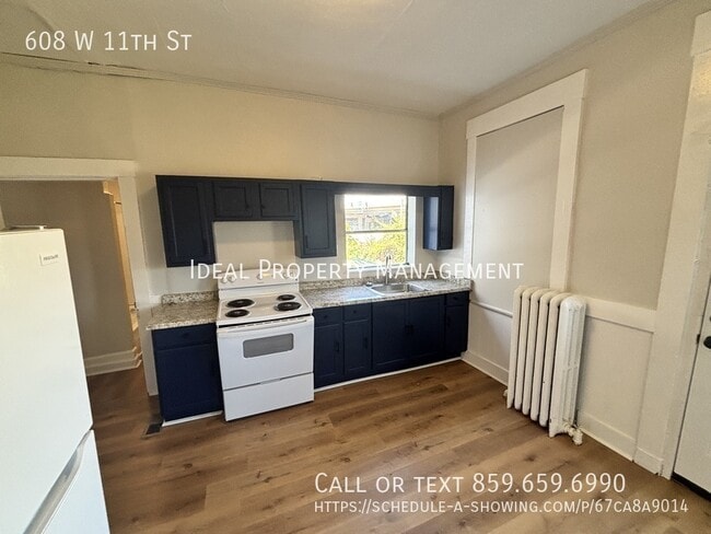 Building Photo - 608 W 11th St