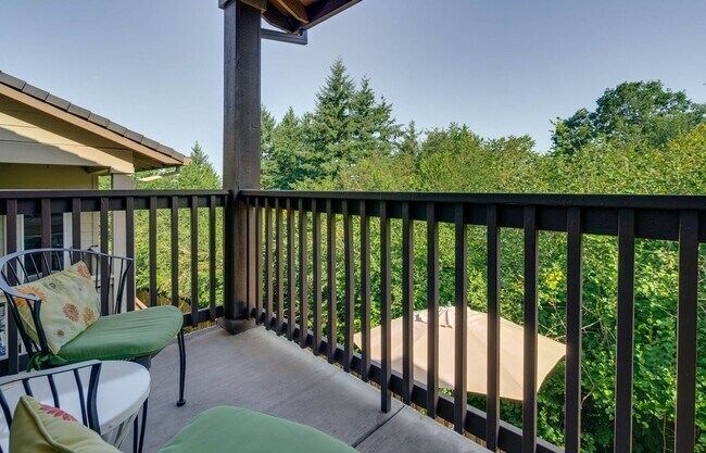 Building Photo - Spacious Happy Valley Townhome Featuring Three Bedrooms, Two Balconies & Attached Garage