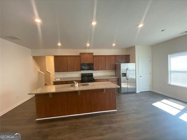Building Photo - 135 Bryon Ln