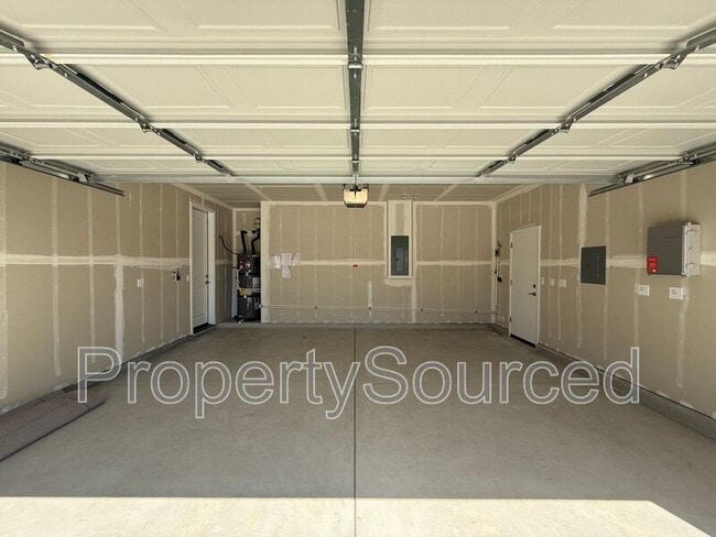 Building Photo - 1788 Shingle Ave