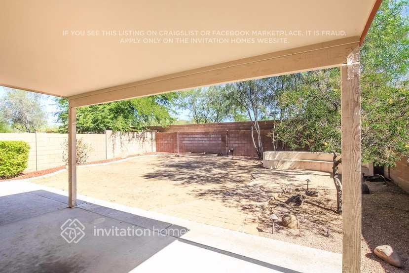 Building Photo - 27921 N 23rd Dr